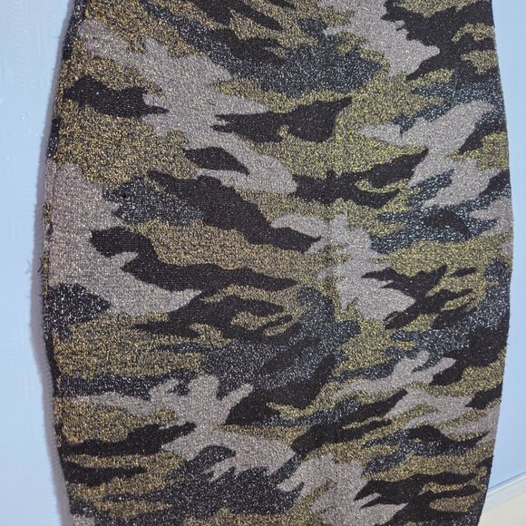 JL Jennifer Lopez Medium Green Black Metallic Camo Pull On Knee Length Skirt - Picture 6 of 9